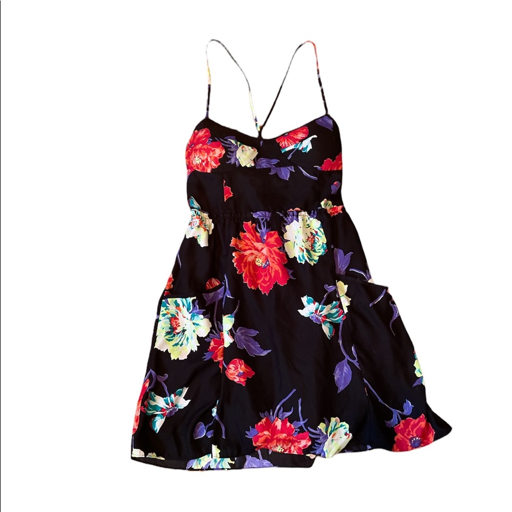 American Eagle Floral Sundress with pockets and corset details